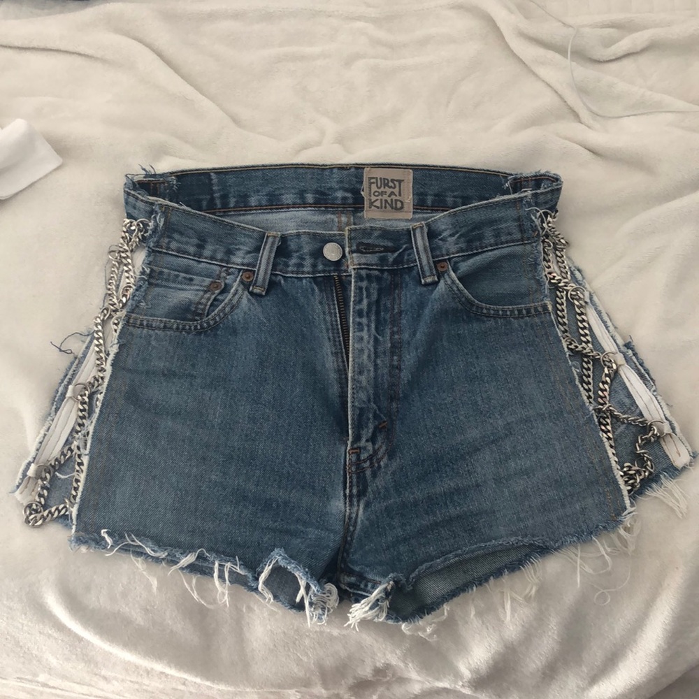 Furst of a kind chain shorts